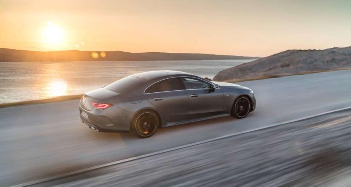 Nέα Mercedes CLS, η πιο cool E-class (pics & vid)