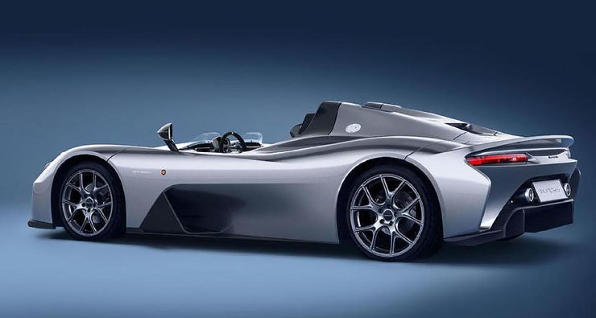 Με προαιρετικές τις πόρτες η Dallara Stradale (pics)