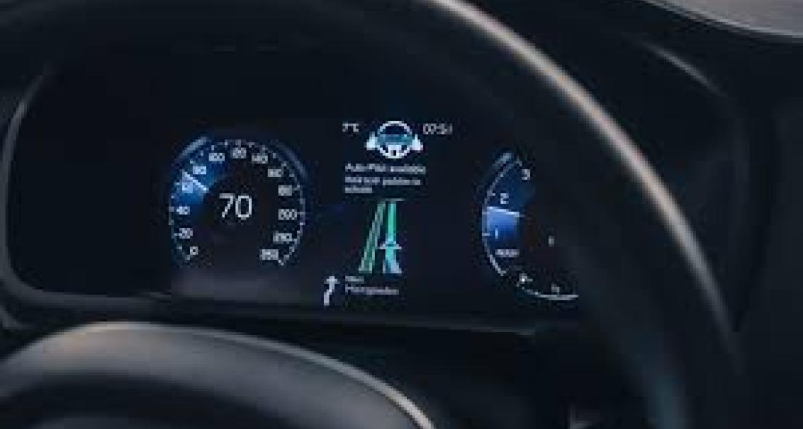 Παραγγελία – μαμούθ χιλιάδων αυτόνομων Volvo XC90 (pics & vid)