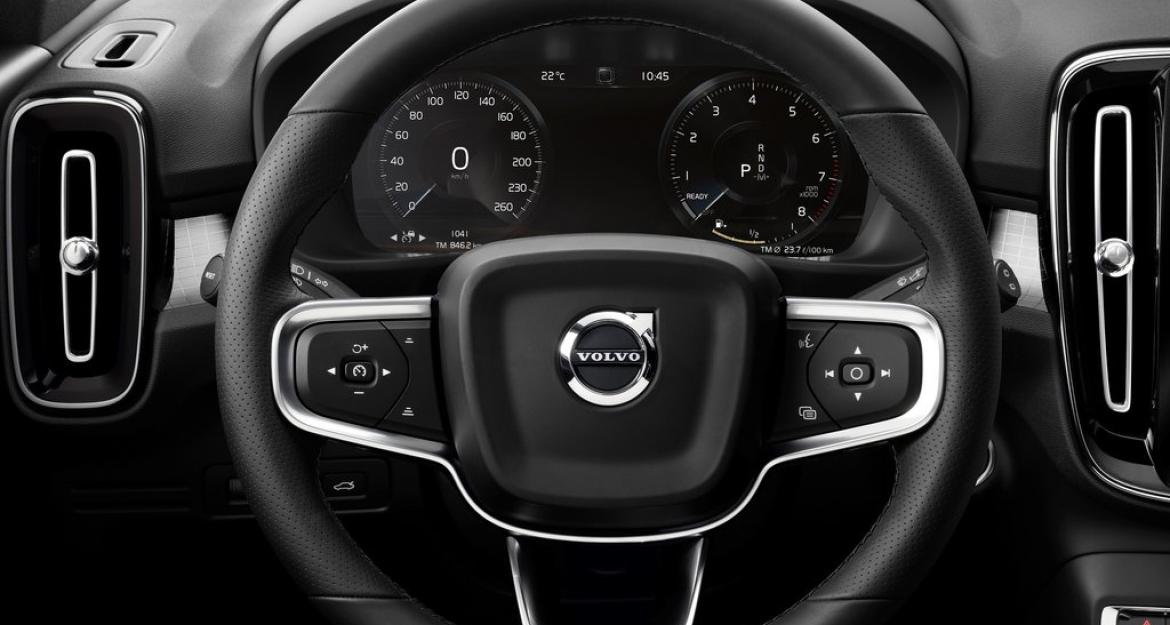 10 πράγματα που πρέπει να ξέρoυμε για το Volvo XC40 (pics & vid)
