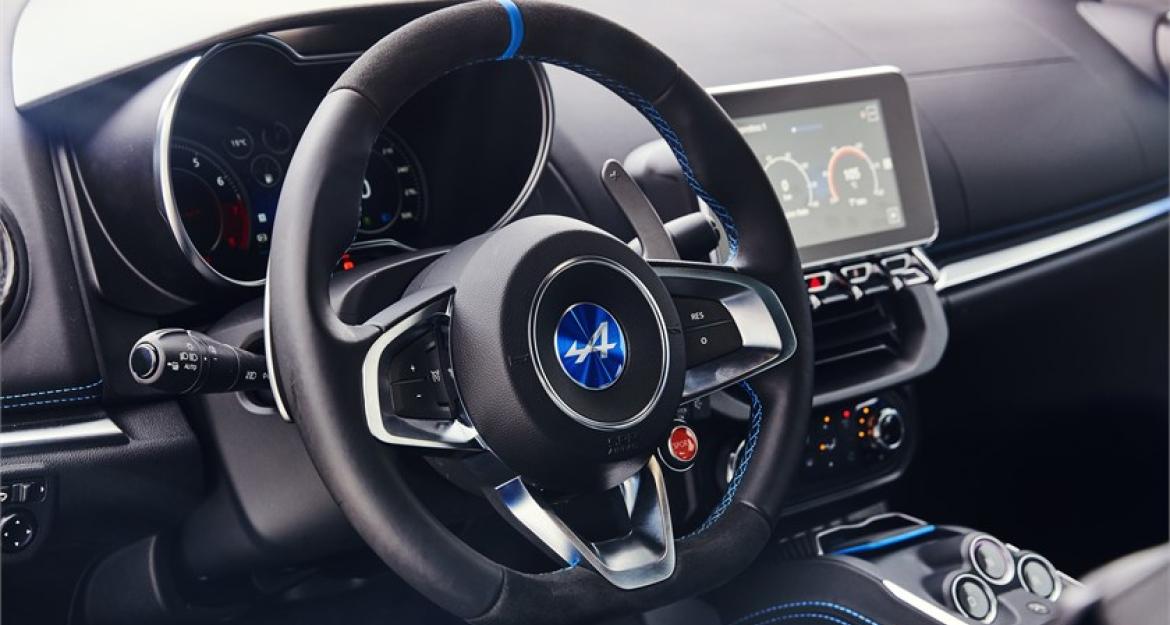 Με άρωμα αγώνων η Alpine A110 Premiere Edition (pics & vid)