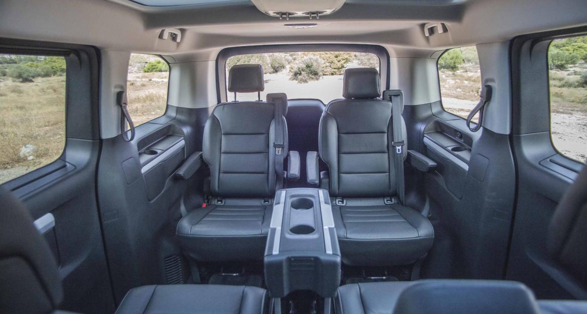 VIP εμπειρία με το Peugeot Traveller (pics)