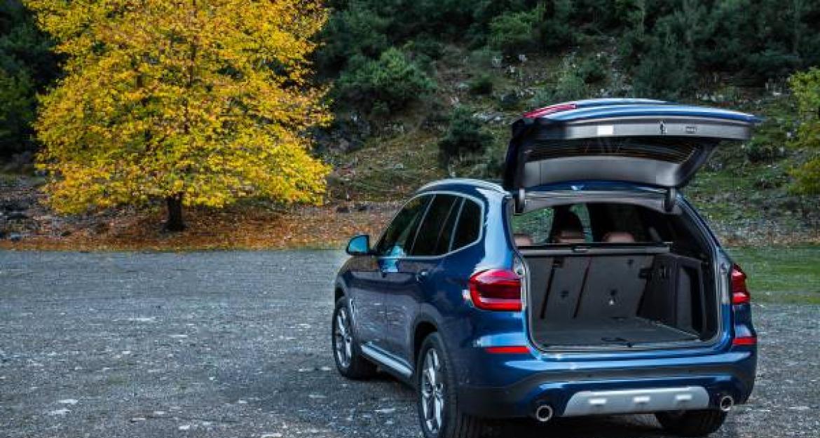 Ξεκινούν οι πωλήσεις της νέας BMW X3 (pics & vid)