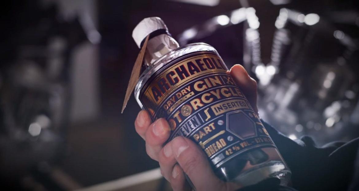 Gin των 1.000 ευρώ με γεύση Harley (pics & vid)