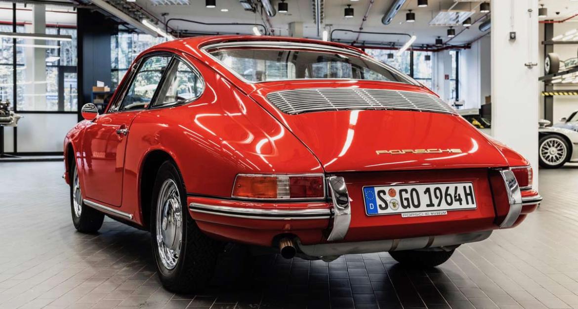 Η Porsche έδωσε ζωή στην παλιότερη 911 (pics & vid)