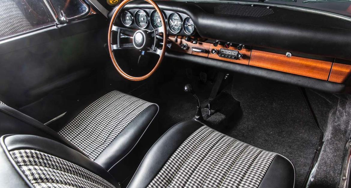 Η Porsche έδωσε ζωή στην παλιότερη 911 (pics & vid)