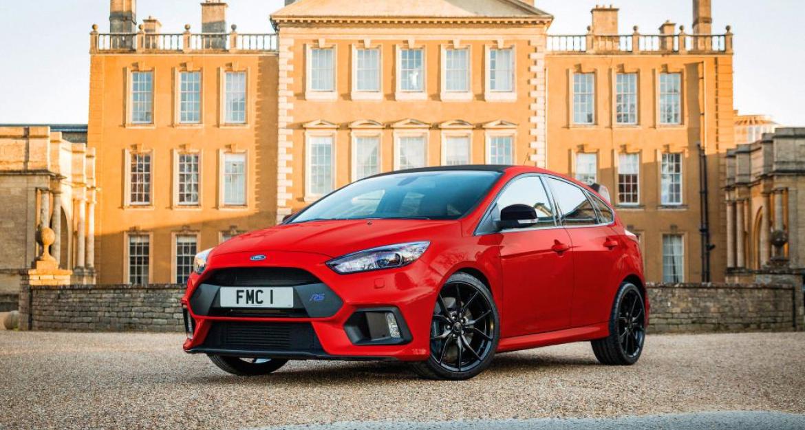 Το εορταστικό και συλλεκτικό Ford Focus RS (pics)