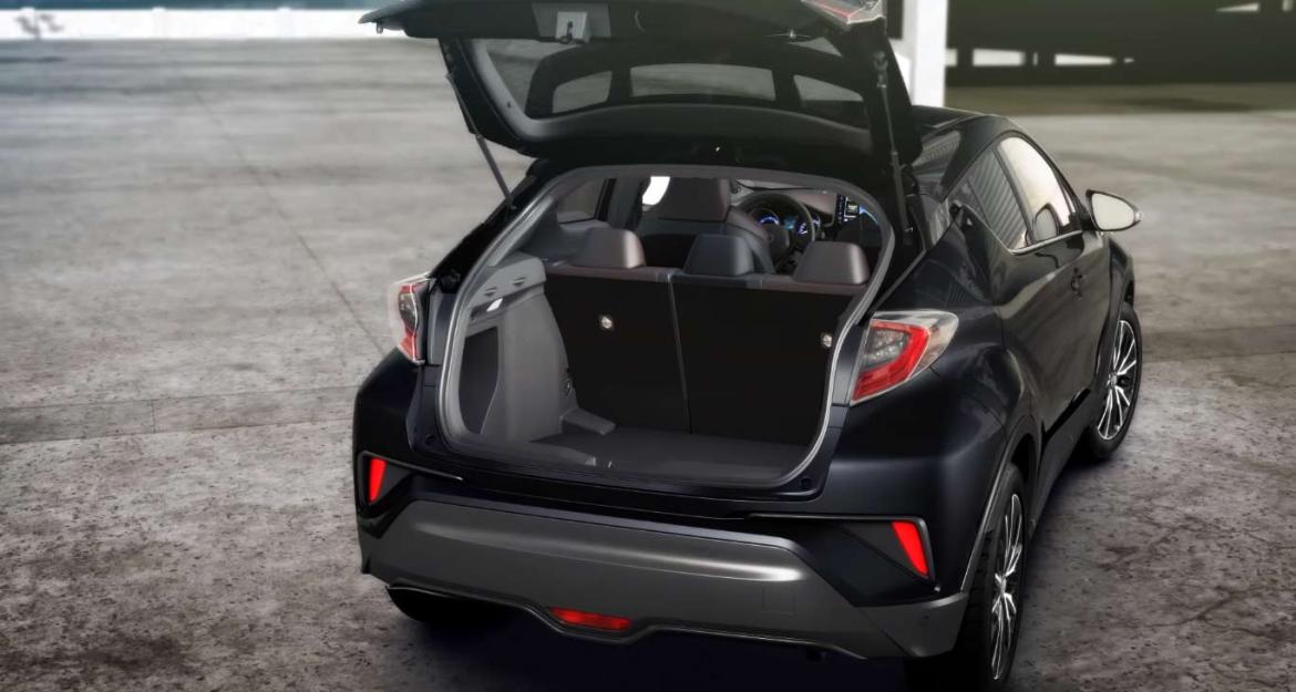 Toyota C-HR: Η τέχνη της τεχνολογίας (pics & vid)