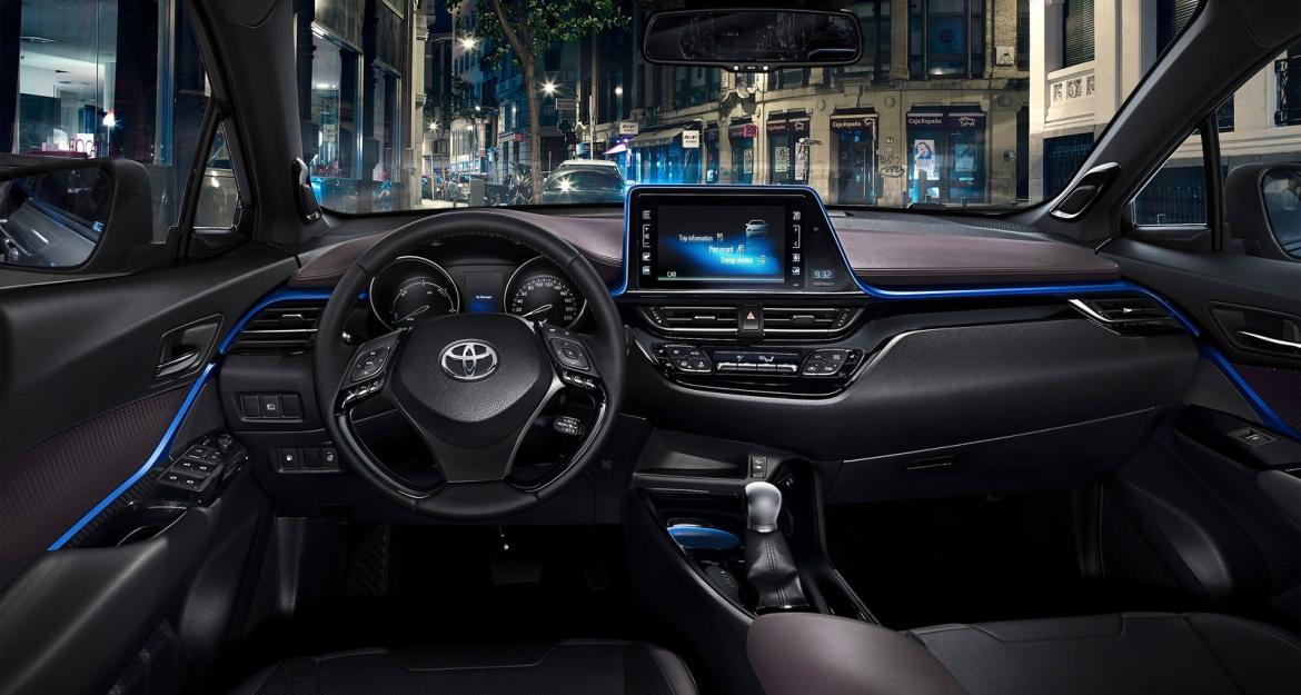 Toyota C-HR: Η τέχνη της τεχνολογίας (pics & vid)