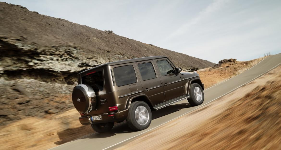 Επίσημη αποκάλυψη της νέας Mercedes G-Class (pics & vid)