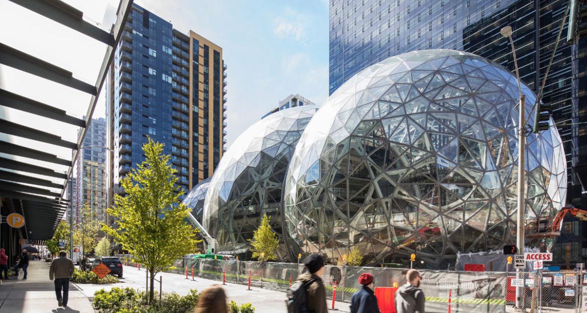 Με τροπικό δάσος μοιάζουν τα νέα γραφεία της Amazon