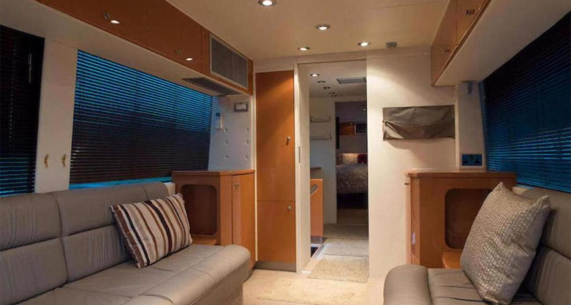 Στο σφυρί το motorhome που φιλοξενούσε το Σουμάχερ (pics)