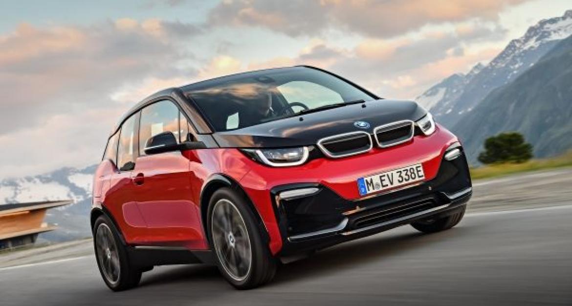 Ανανεωμένη BMW i3 και νέα i3s (pics & vid)