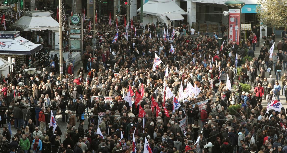 Σε απεργιακό κλοιό η χώρα σήμερα (pics)