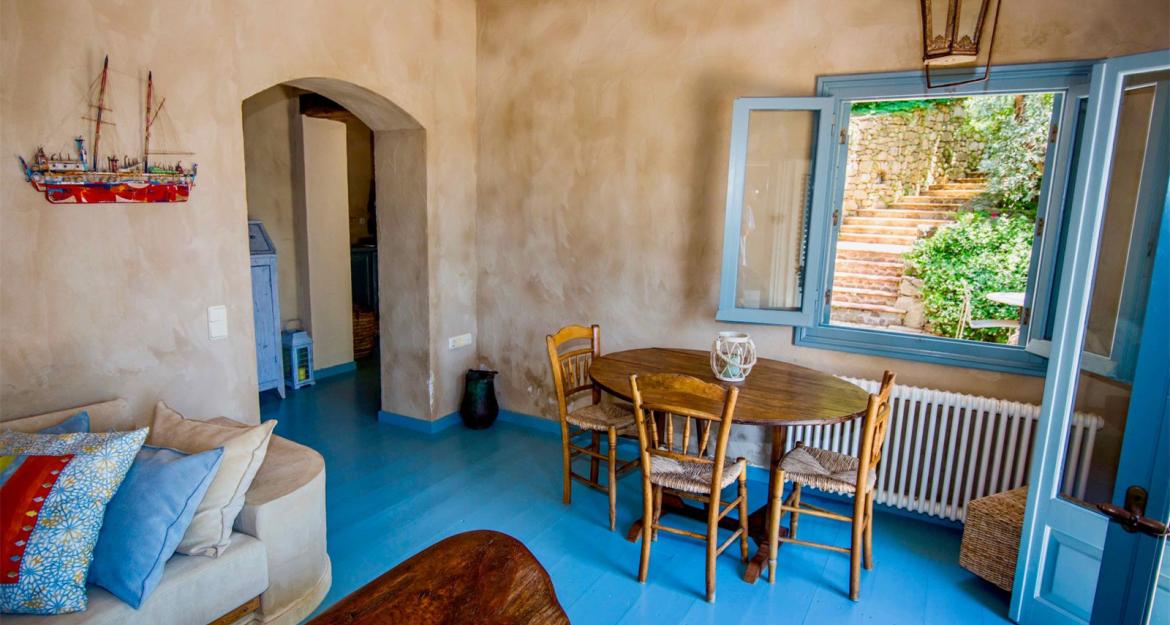 Αιγαιοπελαγίτικο «διαμάντι» στη Σκιάθο αξίας 9 εκατ. (pics)