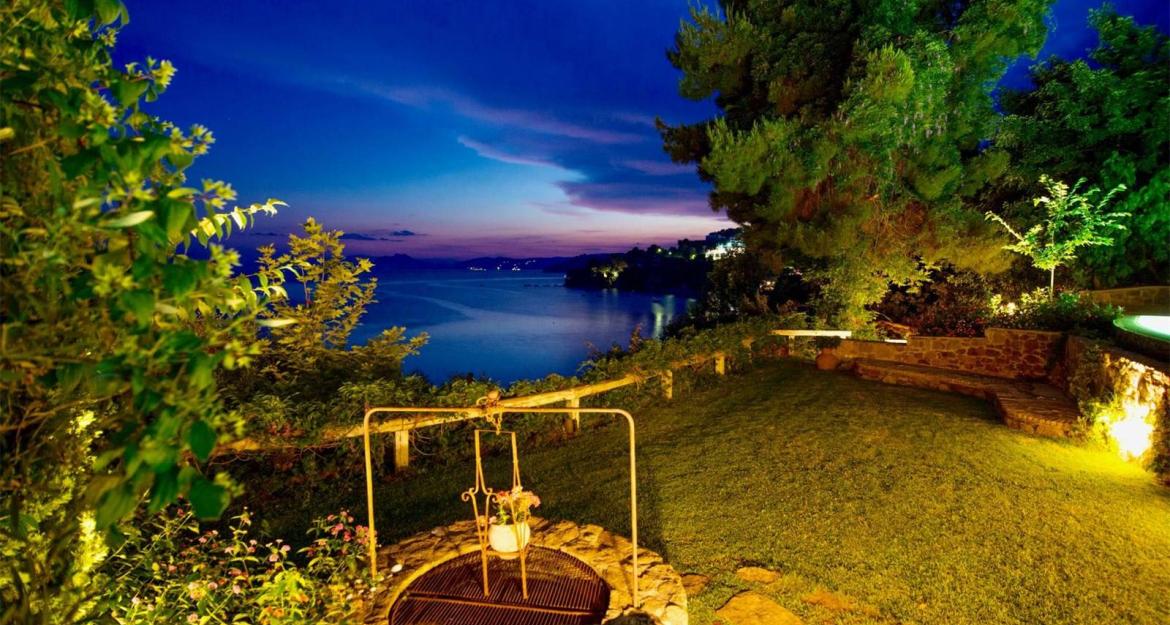 Αιγαιοπελαγίτικο «διαμάντι» στη Σκιάθο αξίας 9 εκατ. (pics)