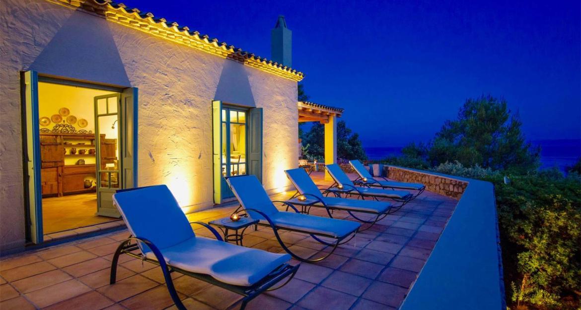 Αιγαιοπελαγίτικο «διαμάντι» στη Σκιάθο αξίας 9 εκατ. (pics)