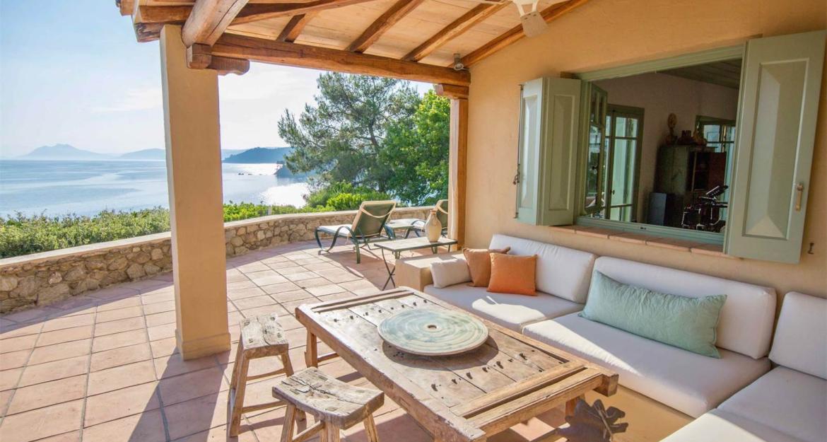 Αιγαιοπελαγίτικο «διαμάντι» στη Σκιάθο αξίας 9 εκατ. (pics)