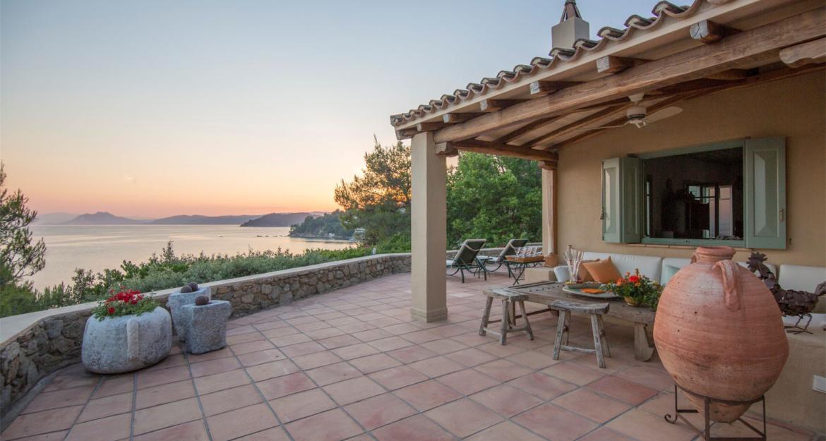 Αιγαιοπελαγίτικο «διαμάντι» στη Σκιάθο αξίας 9 εκατ. (pics)