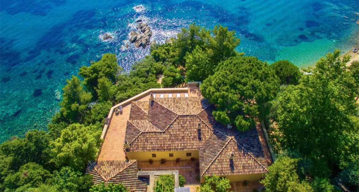 Αιγαιοπελαγίτικο «διαμάντι» στη Σκιάθο αξίας 9 εκατ. (pics)