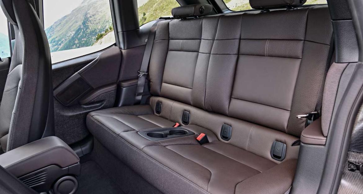 Φρεσκάρισμα και σπορ έκδοση για την BMW i3 (pics & vid)