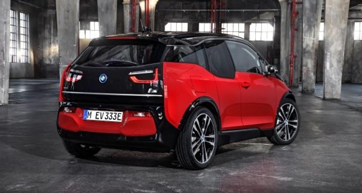 Φρεσκάρισμα και σπορ έκδοση για την BMW i3 (pics & vid)