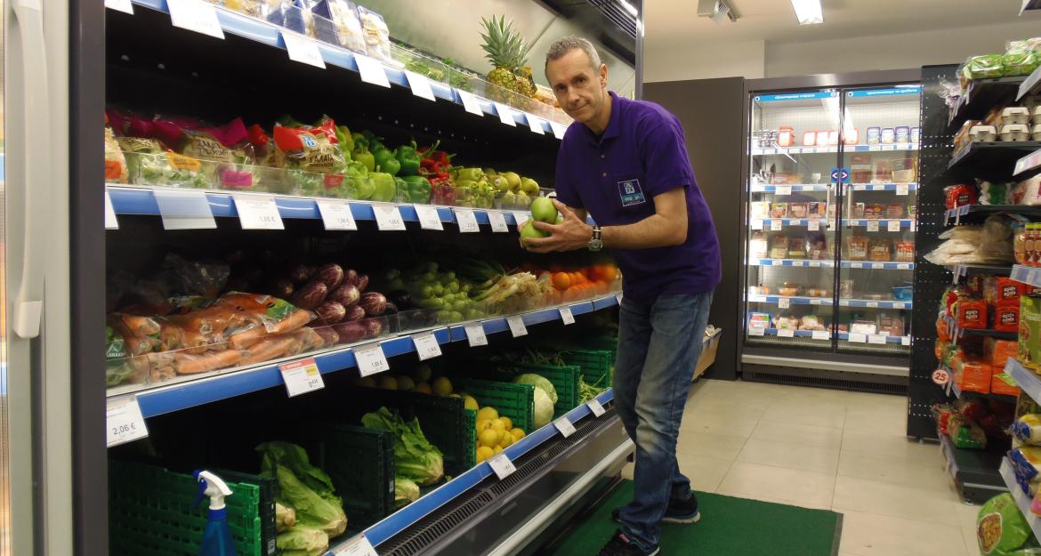 H AB Bασιλόπουλος βοηθάει τους επιχειρηματίες να ενταχθούν στο δίκτυό της μέσω franchise