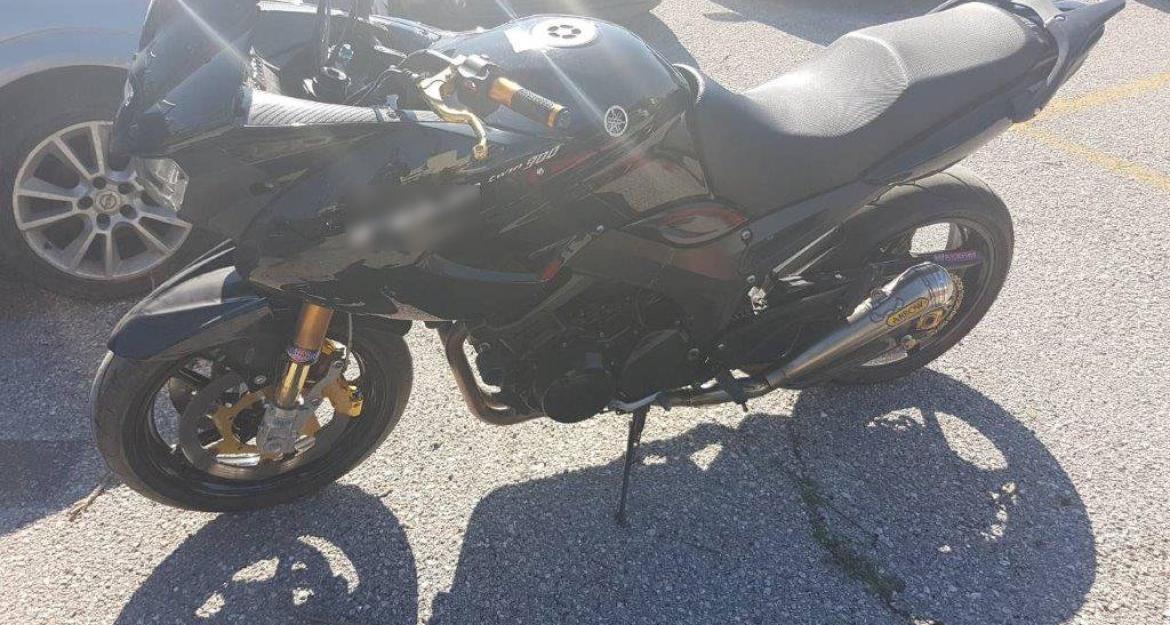 Σπείρα είχε βάλει στο στόχαστρο πολυτελή αυτοκίνητα (pics)