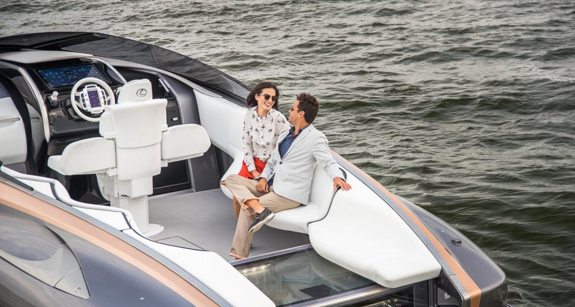 H Lexus φτιάχνει γιοτ για να πουλήσει αυτοκίνητα (pics)