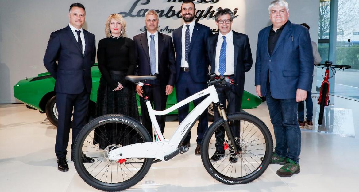 Mία Lamborghini για μόλις 14.500 ευρώ (pics)