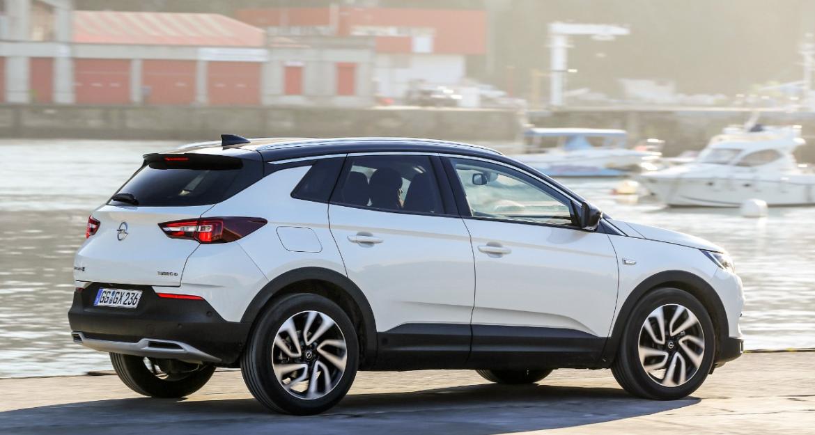 Οδηγούμε το κορυφαίο SUV Opel Grandland X Ultimate (pics & vid)