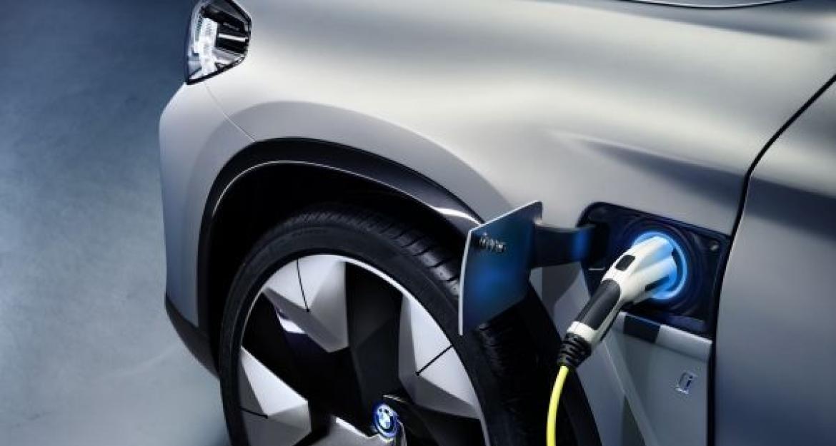 Η πρώτη ηλεκτρική BMW παρουσιάστηκε στο Πεκίνο (vid)