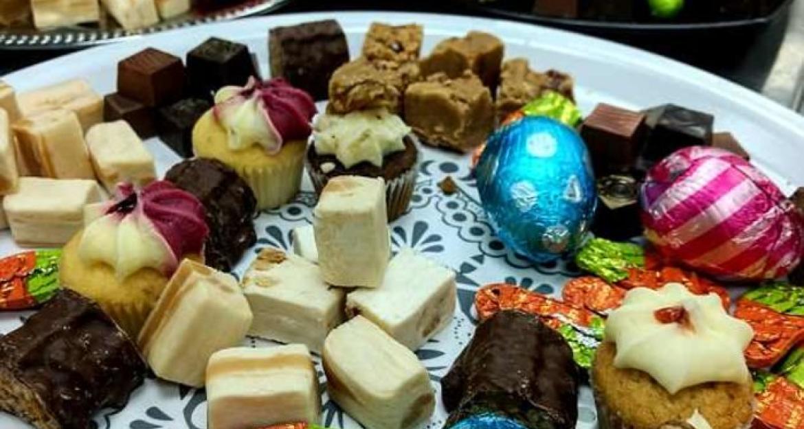 Πασχαλινό γεύμα στους άστεγους «πρόσφερε» ο Στίβεν Χόκινγκ