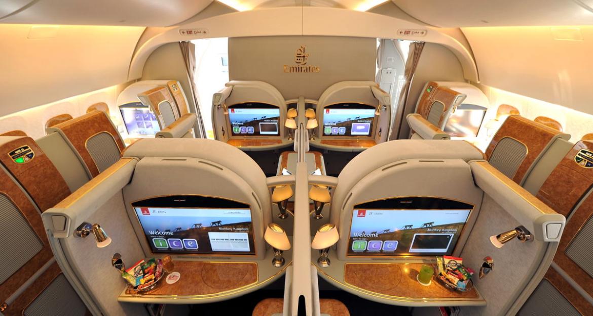 H διώροφη ναυαρχίδα Α380 της Emirates επιστρέφει στην πτήση Αθήνα - Ντουμπάι