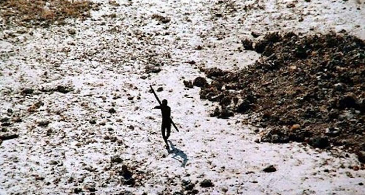 Ανέπαφο από τον πολιτισμό εδώ και 55.000 χρόνια το νησί Sentinel (pics)