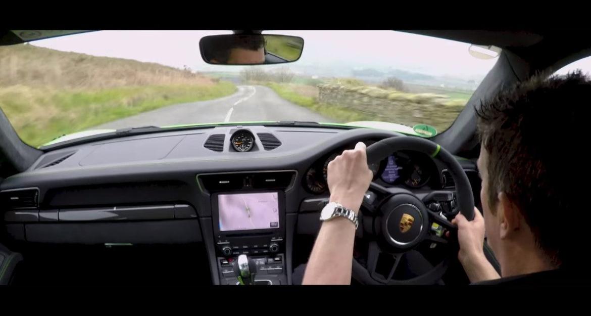 Eπτά γενιές Porsche 911 GT3 στη Μέκκα της ταχύτητας (vid)