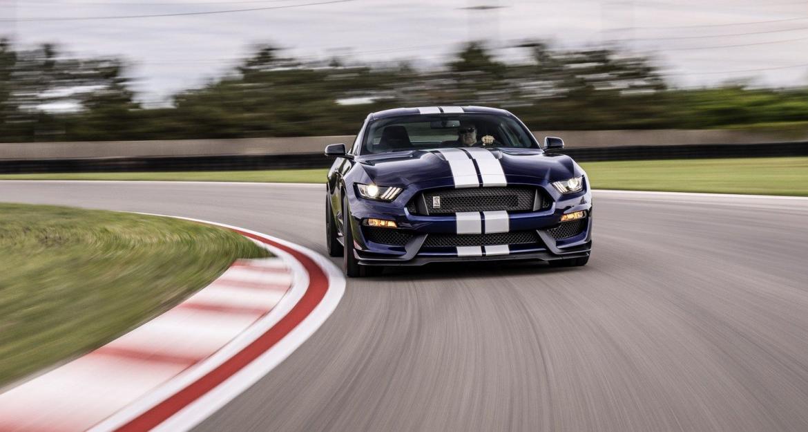 Ford Mustang Shelby GT350: Πειρασμός 526 ίππων! (pics)