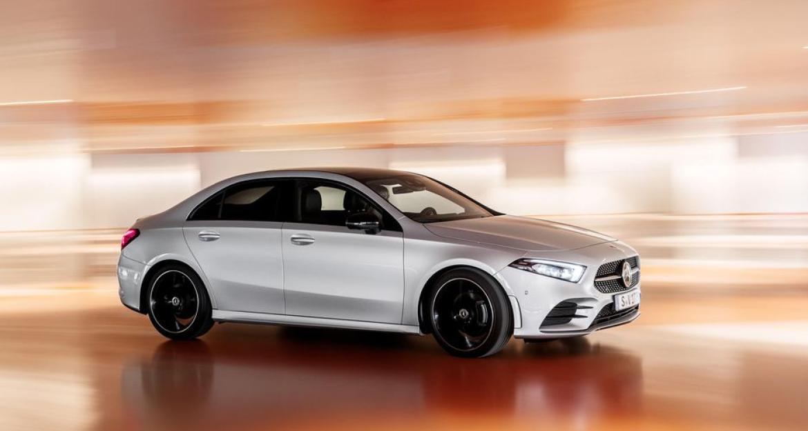 Επίσημο: Αυτή είναι η νέα Mercedes A-Class Sedan (pics & vid)
