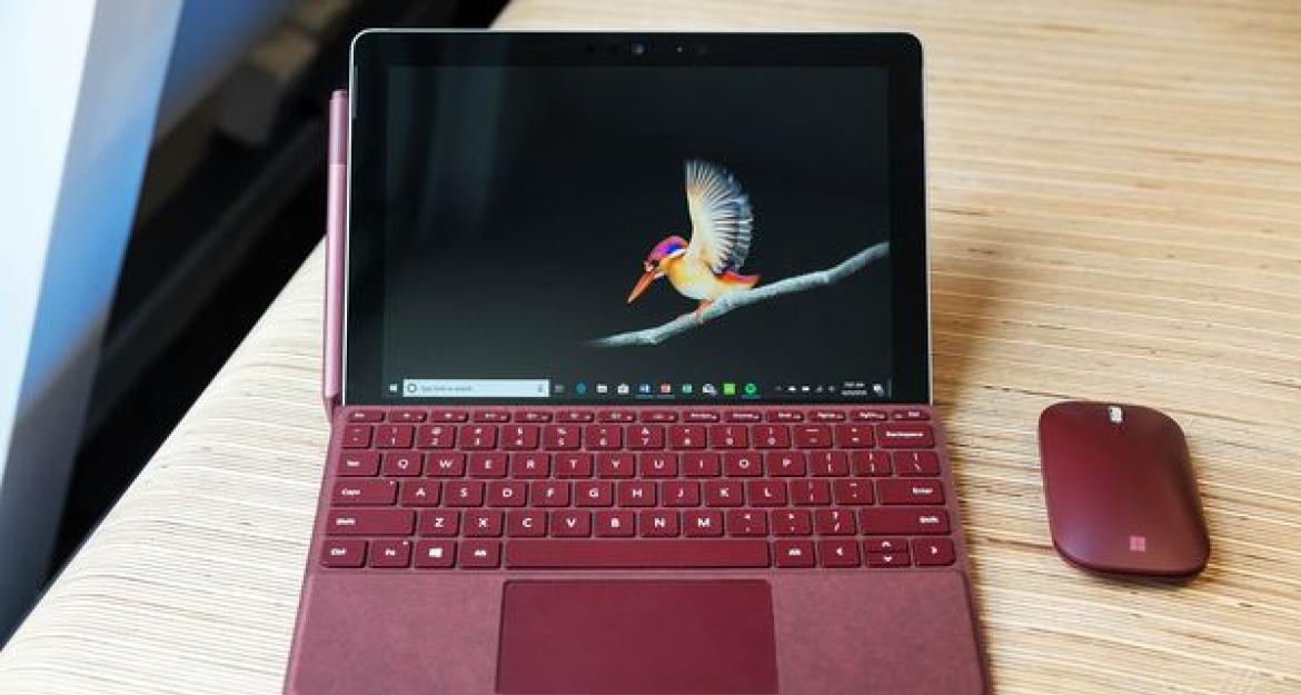Surface Go: Το νέο tablet της Microsoft «χτυπά» την Apple (pics)