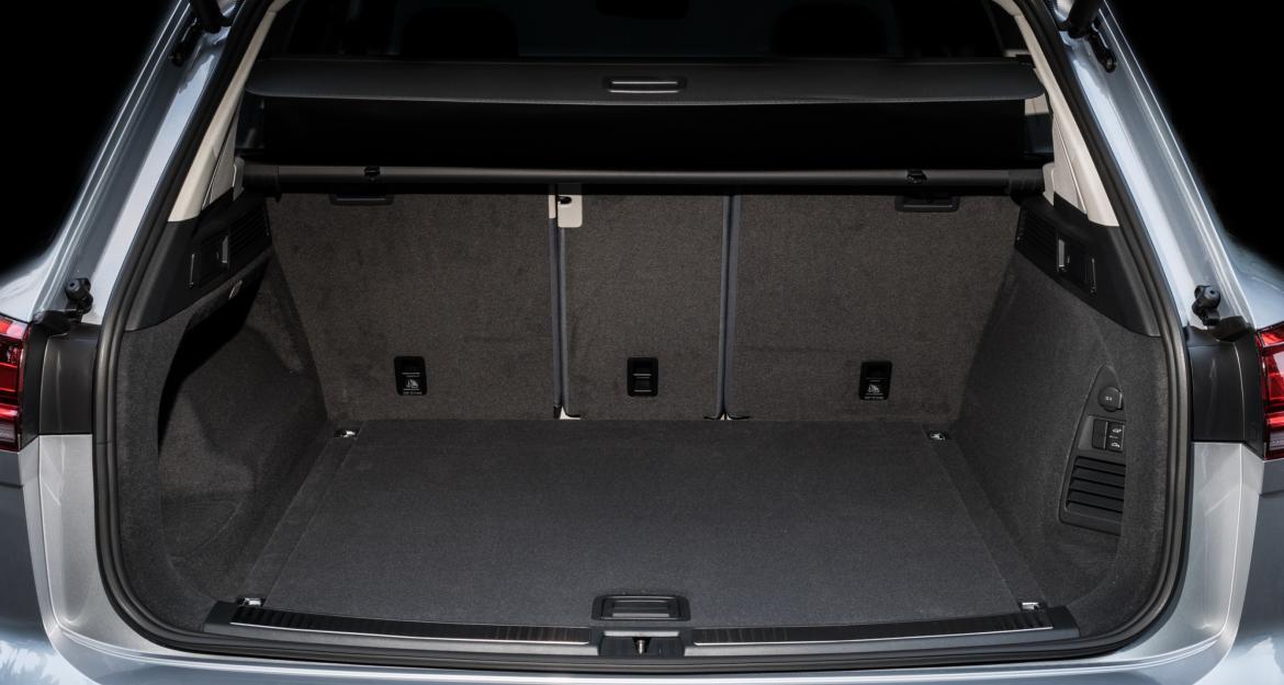 Οδηγούμε στην Ελλάδα το νέο VW Touareg των 286 ίππων! (pics) 