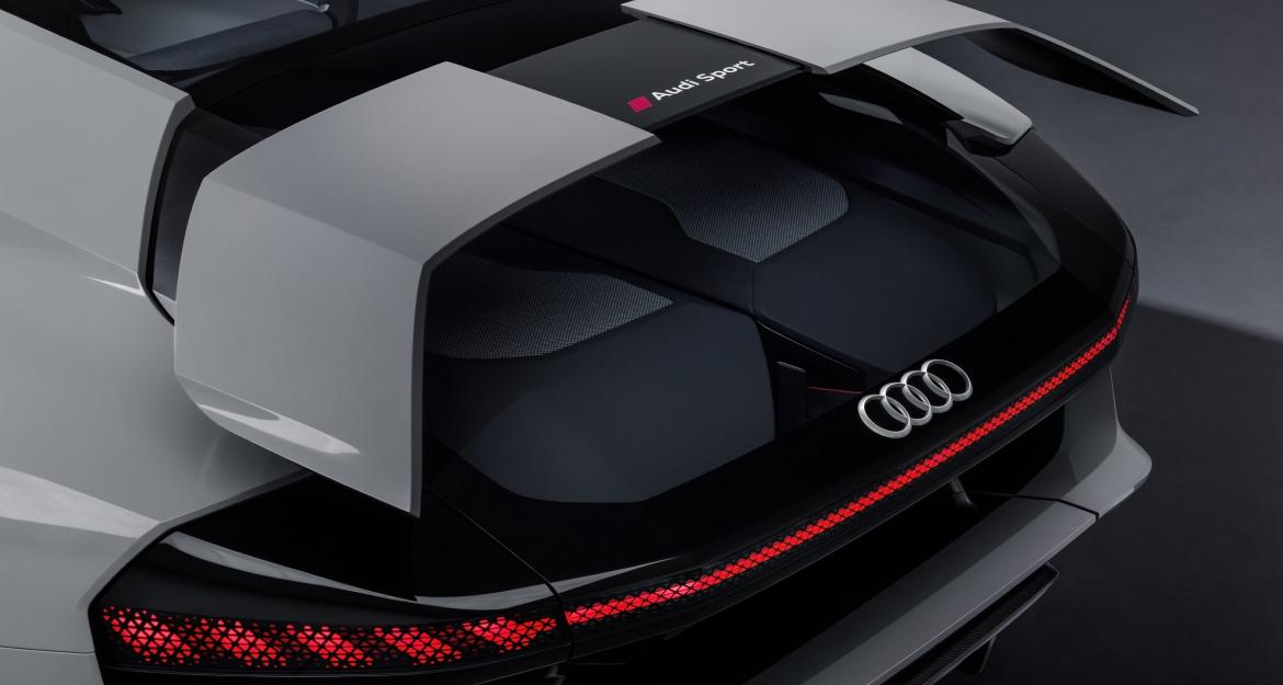 Ιδού το πρωτότυπο και ηλεκτρικό Audi PB18 e-tron! (pics)