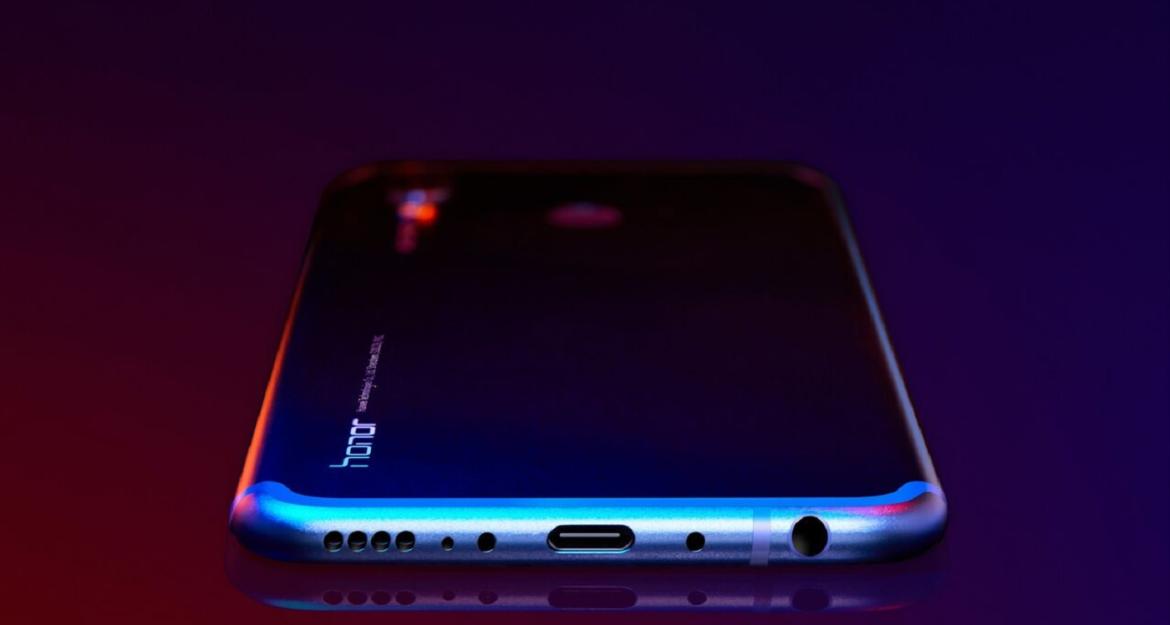 Έφτασε στην Ευρώπη το Honor Play (pics)