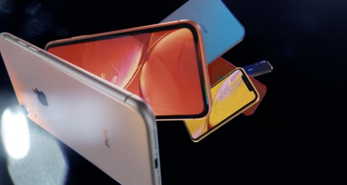 Αυτό είναι το φτηνό νέο κινητό της Apple, iPhone Xr (pics)