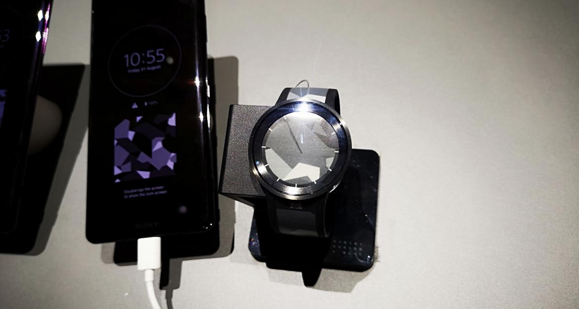 Tο νέο smartwatch της Sony αλλάζει σχέδιο και χρώμα στη στιγμή