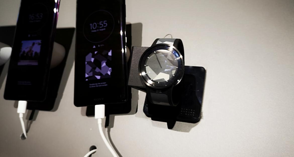 Tο νέο smartwatch της Sony αλλάζει σχέδιο και χρώμα στη στιγμή