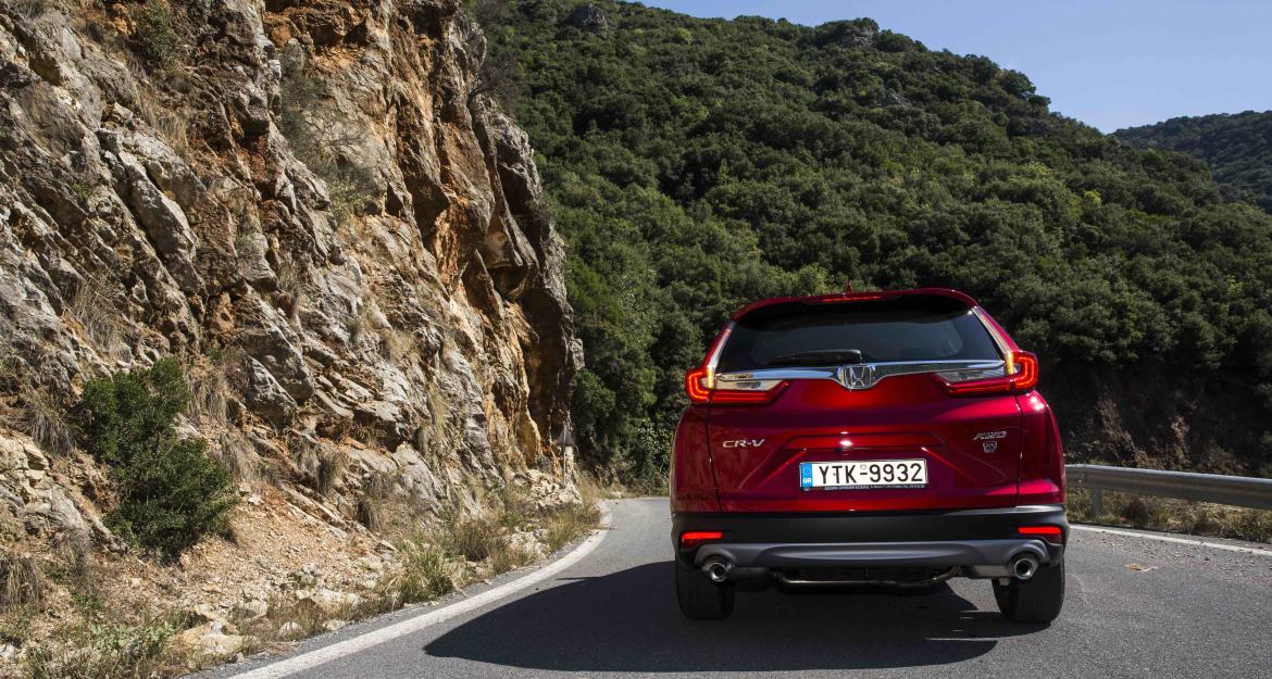 Οδηγούμε στην Ελλάδα την τελευταία γενιά του Honda CR-V (pics & vid)