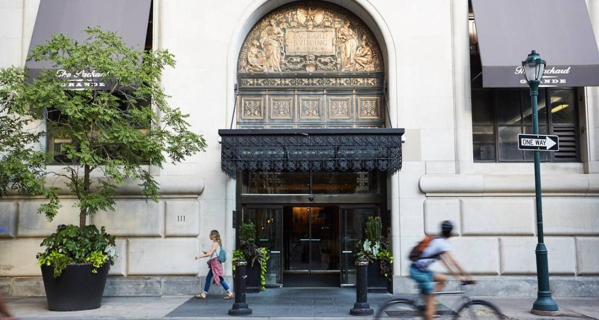 Αυτό είναι το «Αirbnb» των πλουσίων (pics)