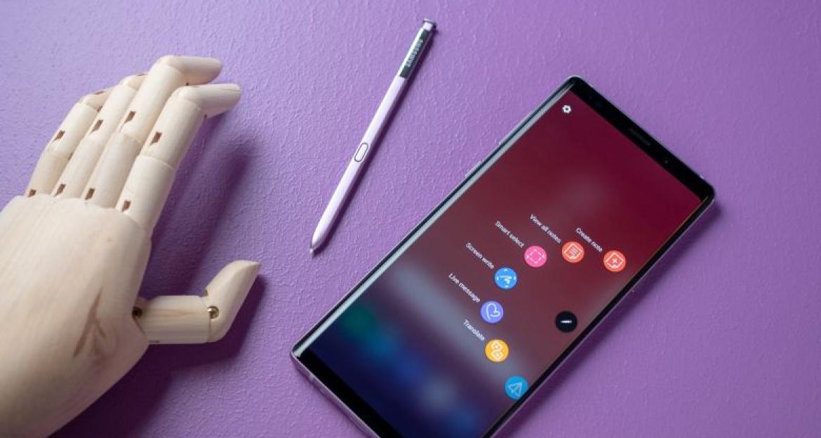 Το νέο Samsung Galaxy Note 9 έφτασε και θέλει να εντυπωσιάσει (pics)