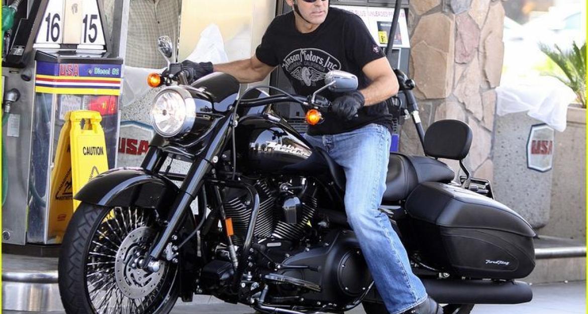 Στο σφυρί η Harley Davidson του Τζορτζ Κλούνεϊ – Στα 26.000 ευρώ η τιμή εκκίνησης