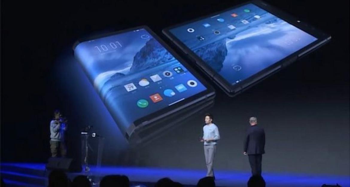 Έρχεται κινητό που... διπλώνει από την Samsung 